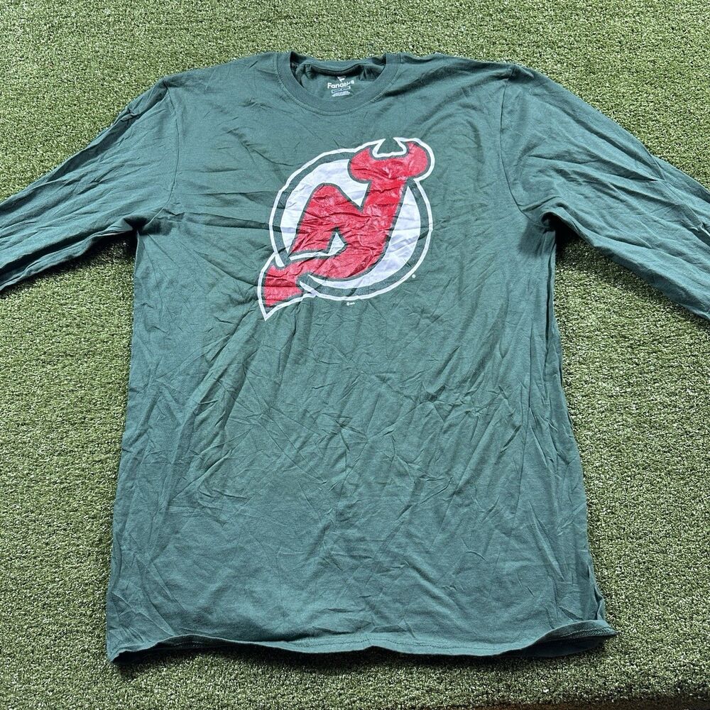 New Jersey Devils Fanatics Men's Large Green Long Sleeve T-Shirt NWOT nhl